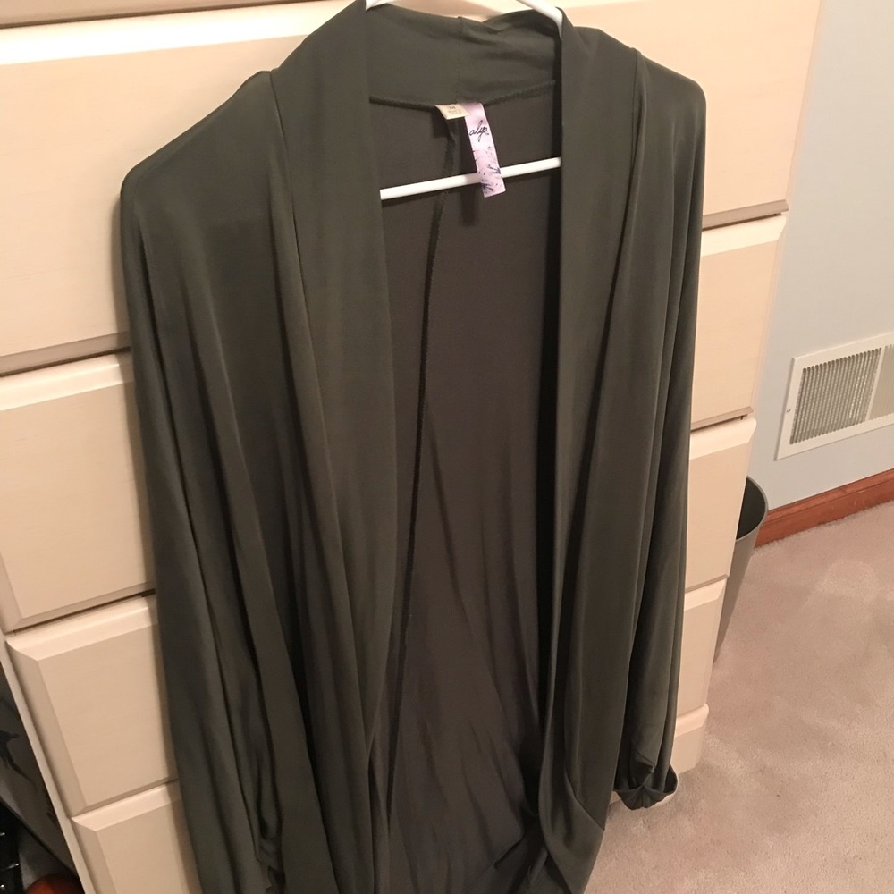 FRANCESCA’S  long cardigan
